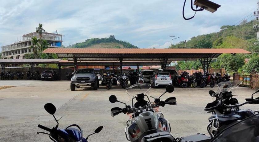Butterfly Hotel Betong Ban Komo Sip Paet Dış mekan fotoğraf